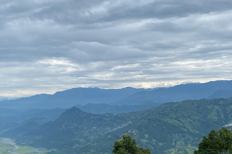 Randonnée de Katmandou à Nagarkot : sentiers villageois et vues de l&#039;Himalaya