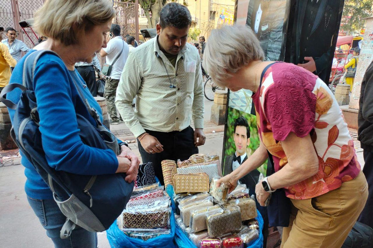 Delhi: tour de diseñadores y talleres ocultosDelhi: tour de moda y talleres ocultos