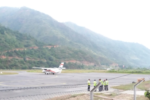Transferservice van Kathmandu naar Ramechhap (Manthali Airport).
