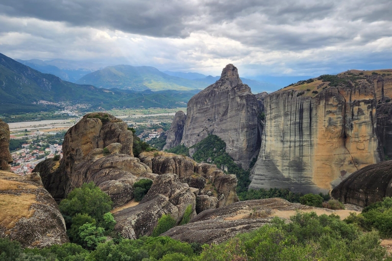 Best of Greece 7-Day Private Tour Peloponnese Delphi Meteora