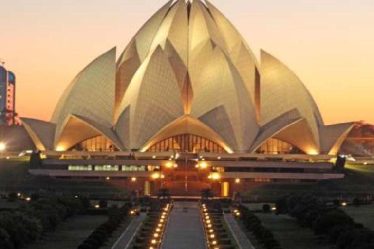 Delhi: Private Ganztagestour oder Halbtagestour durch Alt- und Neu-Delhi mit GuideAll-inclusive-Halbtagestour durch Neu-Delhi (4 Stunden)