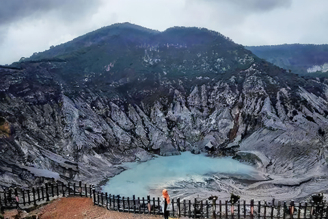 Jakarta : Volcano, Indonesian Coffee Production, Hot spring Jakarta : Volcano, Indonesian original coffee, Hot spring