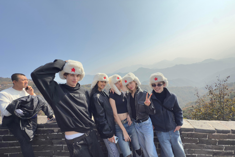Busda: Mutianyu Great Wall & Ming Tomb Group/Private Tour Mutianyu Great Wall & Ming Tomb +XR Experience Private Tour