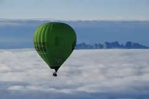 Luftballon- og sejlads-eventyr fra Barcelona