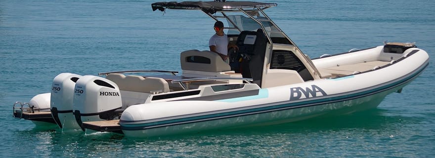 Castellammare del Golfo : excursion en zodiac et plongée avec tuba
