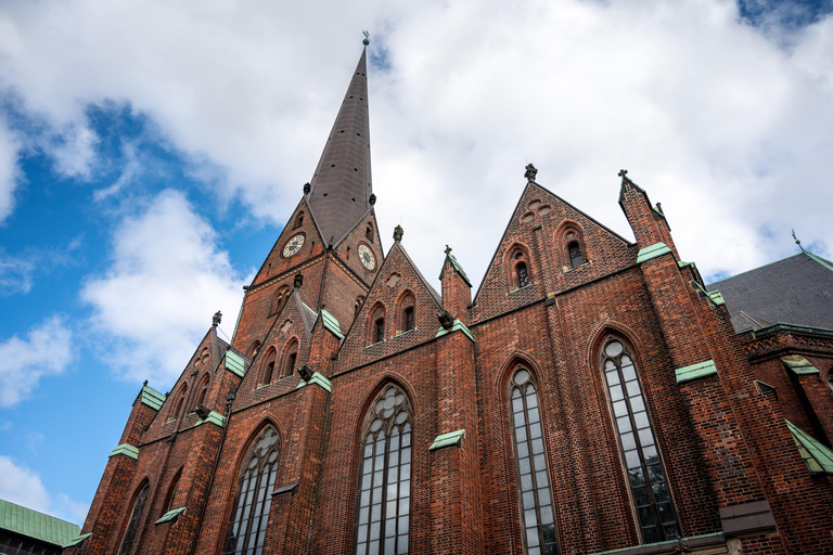 Hamburg: Historic WW2 Walking Tour & Panorama in Small Group