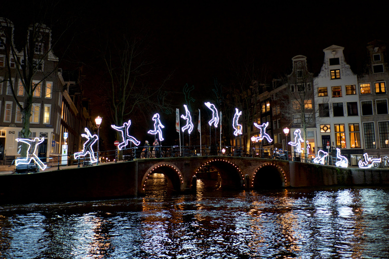 Amsterdam - ljusfestival Light Festival båttur med varma dryckerMötesplats: Centralstationen