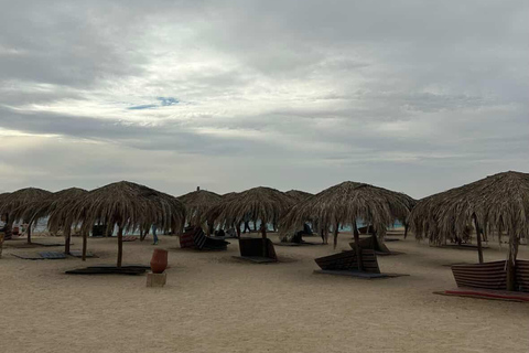 Hurghada: Private Speedboat to Magawish Island 8-hour Private Speedboat With Lunch
