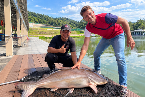 Kuala Lumpur: Giant Freshwater Fishing with Hotel Transfer