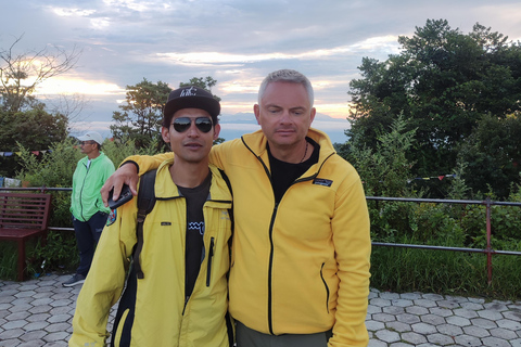 Desde Katmandú : Amanecer en el Himalaya de Nagarkot en coche privado