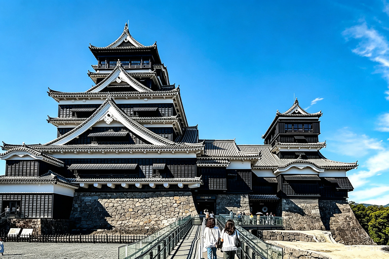 Fukuoka: Mt. Aso, Minamiasu Railway & Kumamoto Castle Tour