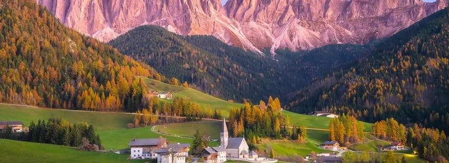 Bolzano : excursion privée d'une journée dans les Dolomites et au lac de Braies avec guide