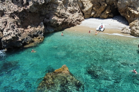 Ibiza y Formentera: día de navegación privadaExcursión de un día en velero por Ibiza y Formentera
