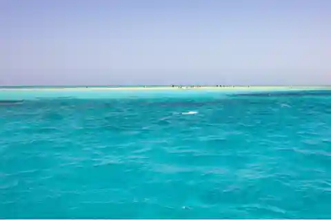 From Sharm: Ras Muhammed & White Island By Boat & intro Dive