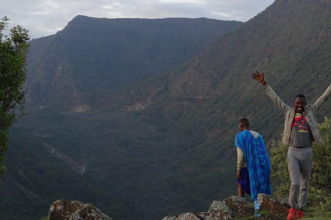 EXPERIÊNCIA MAASAI NO MT SUSWAPASSEIO AO MT SUSWA MAASAI