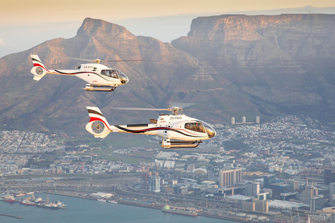 Cape Town: Sightseeing Helicopter Ride from V&A Waterfront 20-min Shared Scenic Flight with Boat Cruise