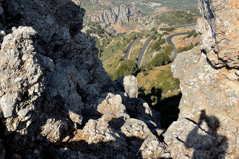 Au départ d'Héraklion : Visite de la grotte de Zeus, des vieux villages et des moulins à vent