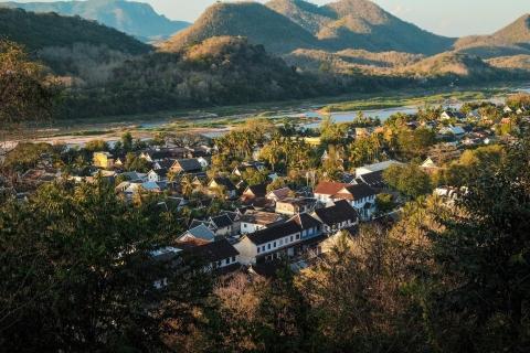 Visita a Luang Prabang, Ciudad Patrimonio de la Humanidad de la UNESCODía Completo Privado (Inglés)