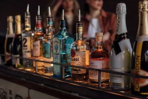 Amsterdam: Evening Lights Cruise incl. Cocktail & Waffle Evening Lights Cruise including Bites Box & Welcome Cocktail