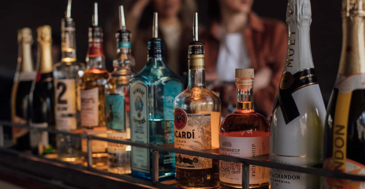 Afbeelding 7 van Amsterdam: Luxe rondvaart – optioneel uit te breiden met onbeperkte cocktails en snacks
