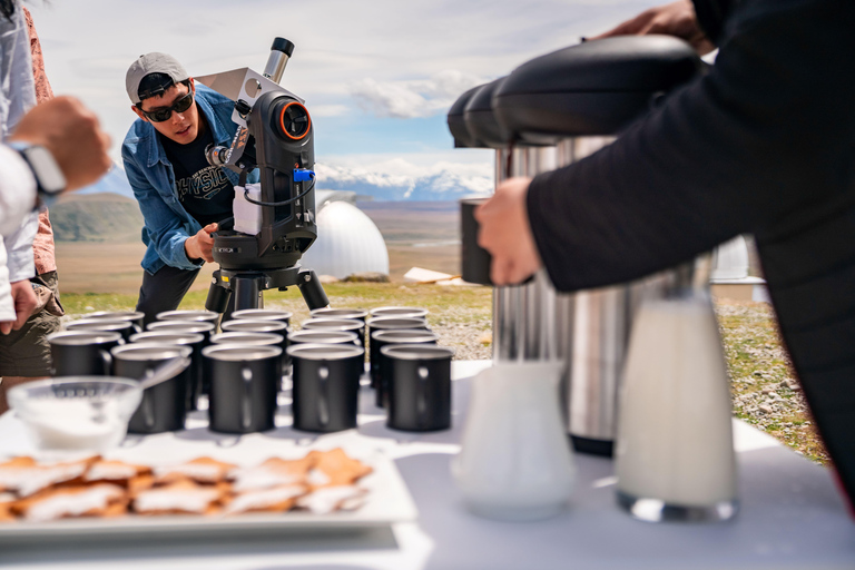 Lake Tekapo: Mount John Tour with Mandarin Guide