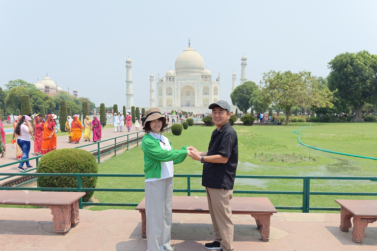 Agra: Taj Mahal, Agra &amp; Elefanten SOS Ganztagestour oder HalbtagestourHalbtagestour - nur Tourguide und Auto für Taj Mahal &amp; Agra Fort