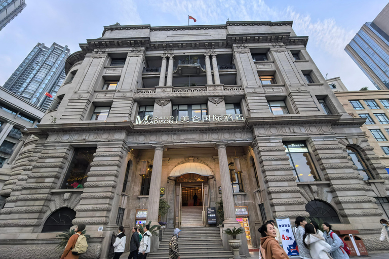 Wuhan: Hankou-Nachttour mit Craft-Bier-VerkostungWuhan: Nachttour durch Hankou mit Craft-Bier-Verkostung