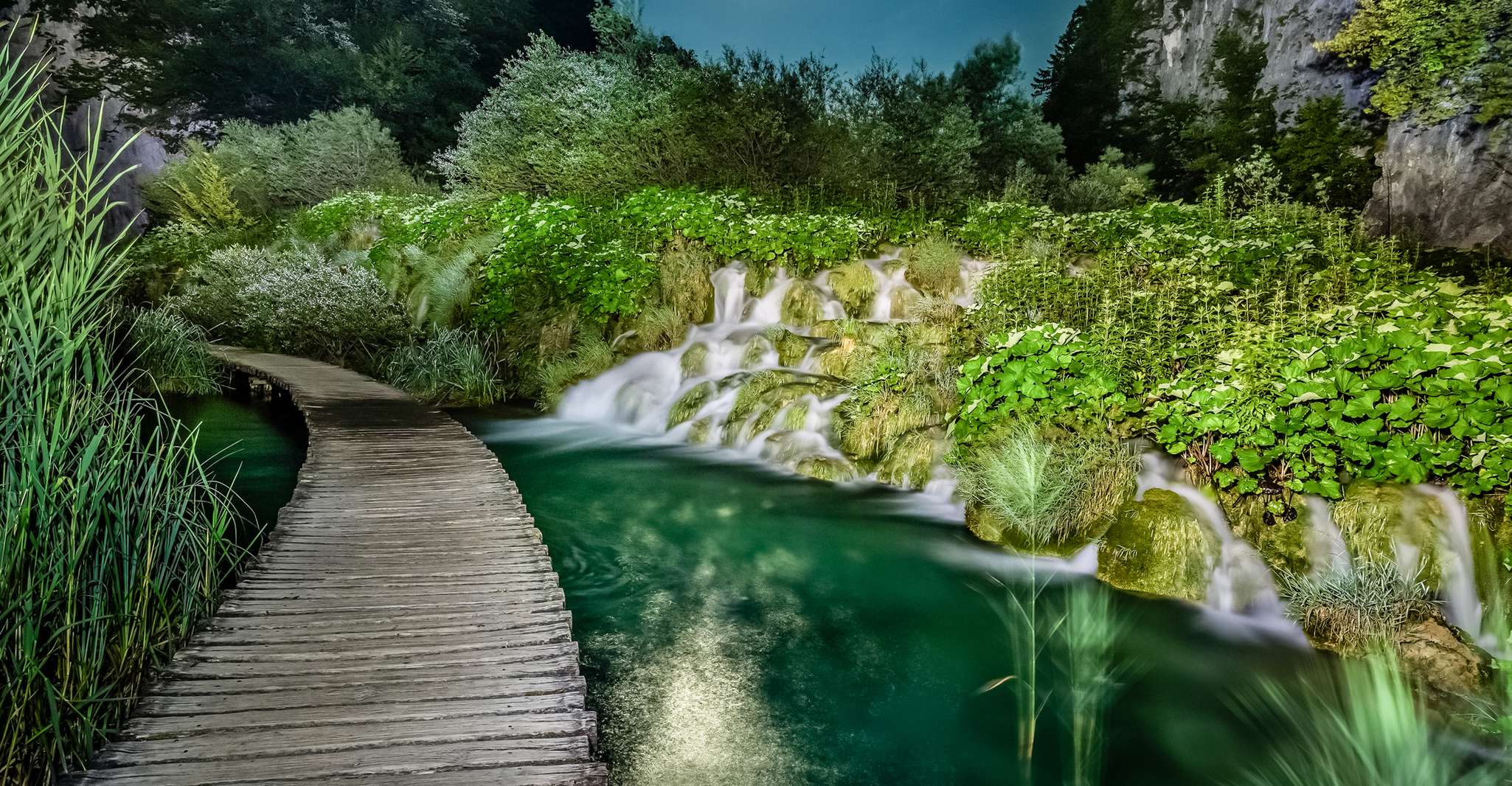 PLITVICE LAKES, recorrido guiado a pie y paseo en bote - Housity