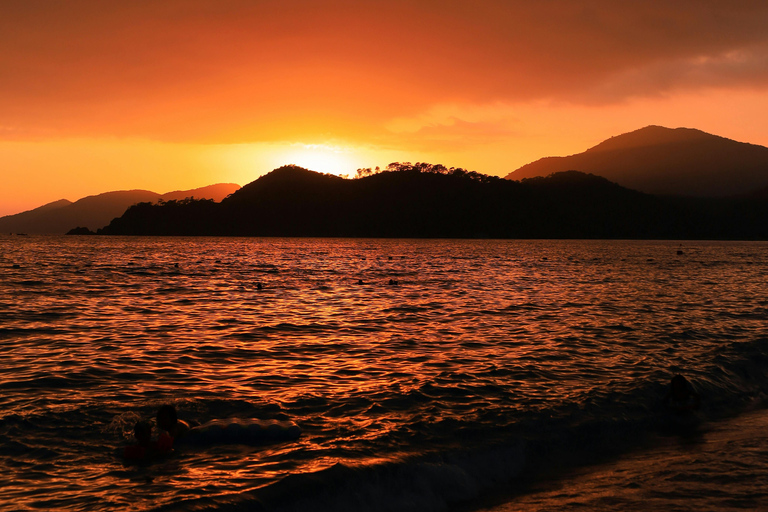 Amman: Gorące źródła Ma&#039;in i wycieczka 1-dniowa nad Morze Martwe