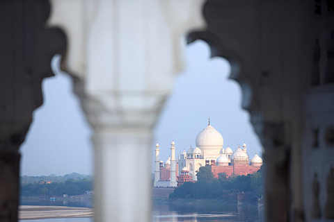 Visita al Taj Mahal, Fuerte de Agra y Conservación de Elefantes desde DelhiCoche privado con aire acondicionado, conductor y guía, regreso a Jaipur