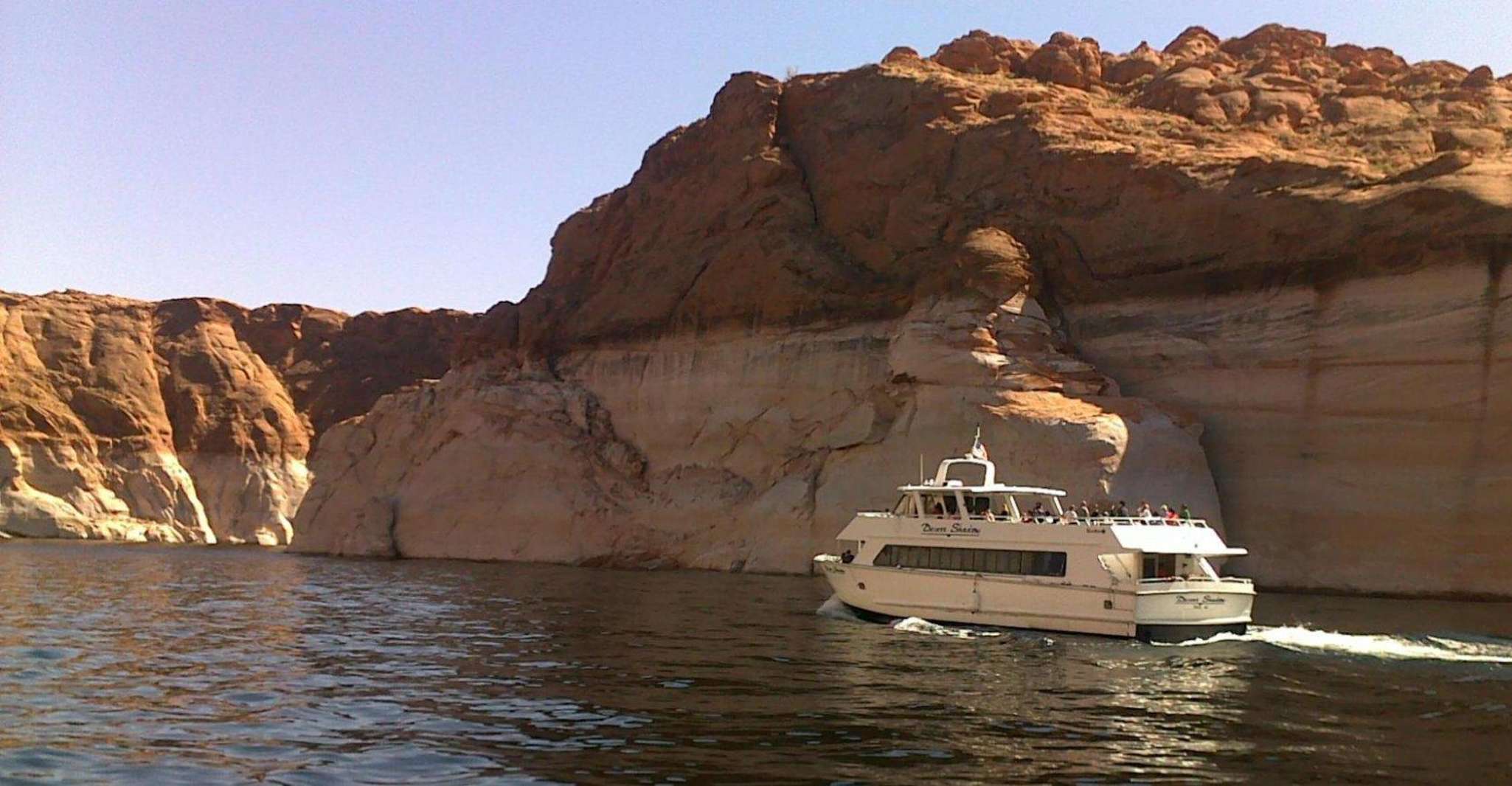 Página, Navajo Canyon Scenic Cruise - Housity