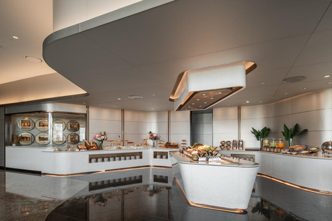 Pattaya: Ristorante Orbit Grande Centre Point Space PattayaTango Mango: Cena internazionale a buffet (domenica - giovedì)