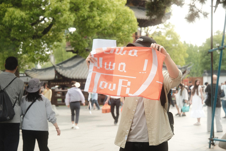 Shanghai: Longhua Temple Buddhist tour with local expert