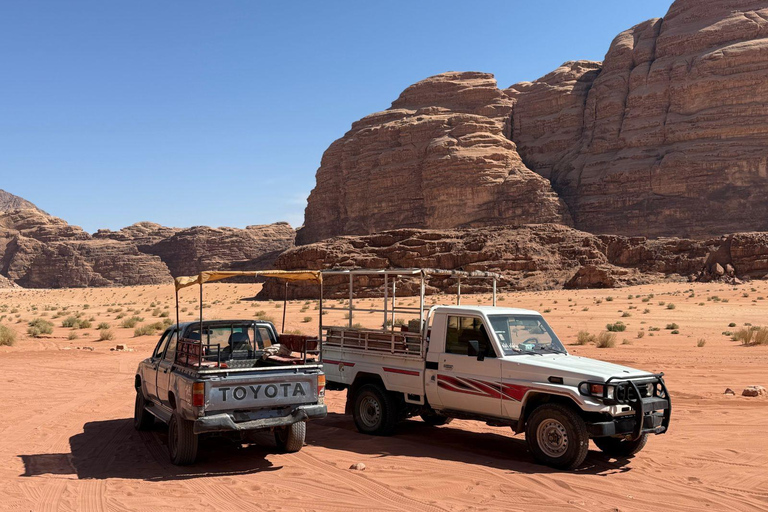 瓦迪拉姆：本地导游带您徒步前往杰贝尔乌姆达米瓦迪拉姆：本地导游带你徒步前往杰贝尔乌姆达米