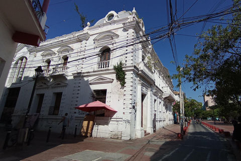Santa Marta : visite citadine avec entrée à la Quinta de San Pedro