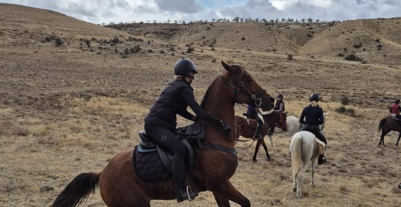 Cappadocia: 2-Hour Horseback Riding Tour