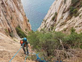 Masua: Porto Flavia Canal Dry Canyoning