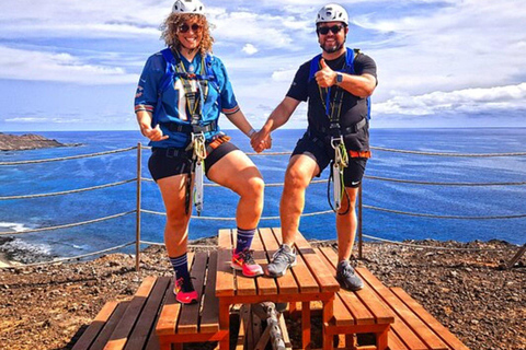 Z Santa Maria: Doświadczenie z tyrolką na wyspie Sal (oficjalne)Z Santa Maria: Zjazd tyrolką na wyspie Sal