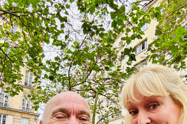 Paris: In the Footsteps of Emily (in German) Paris: Emily inspired walking tour