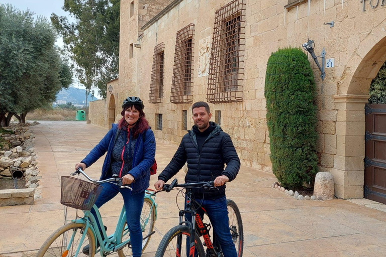 Alicante: Tour Privado en Bicicleta la Playa y la HistoriaBike tour. Playa San Juan y Monasterio Santa Faz