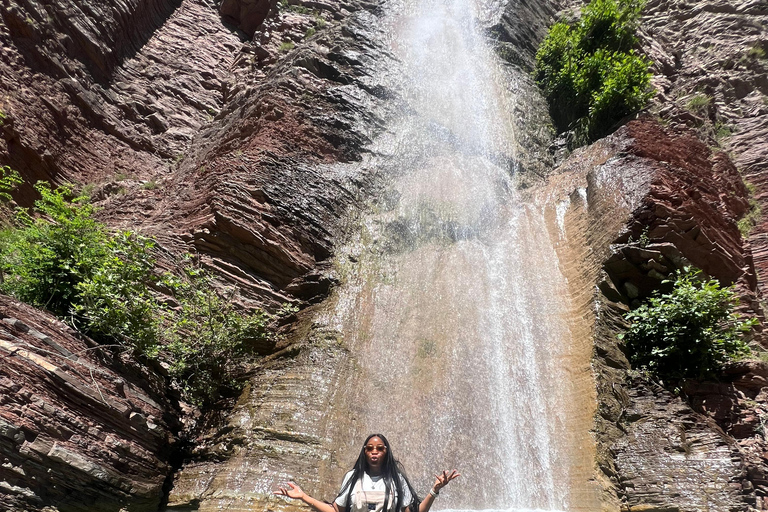 Excursión de un día a la cascada de Shengjergj desde Tirana