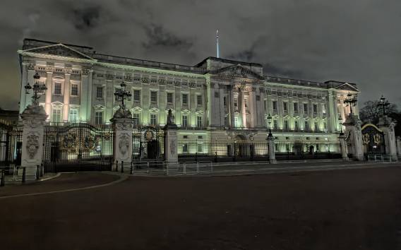 London : Royal Westminster By Night Walking Tour