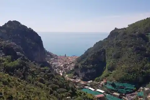 Upptäck Amalfikusten via Amalfi - Pogerola genom att gå