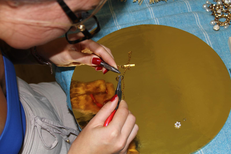 Albufeira: laboratorio di gioielleria con snack e bevandeAlbufeira: laboratorio di gioielli con snack e bevande