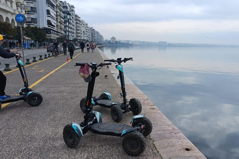 Salónica: tour nocturno guiado en quad eléctricoTesalónica: tour nocturno guiado en quad eléctrico