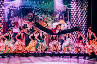Paris: Kabarettshow im La Nouvelle Eve mit Champagner
