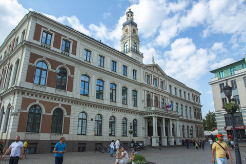 Riga: Old Town Walking Tour with a Local Guide Riga: Old Town Walking Tour with a Local Guide in Spanish