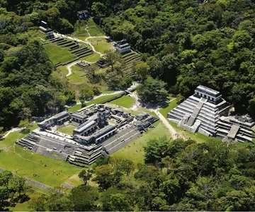 De Palenque : Ruines de Palenque et chutes d'eau Roberto Barrios