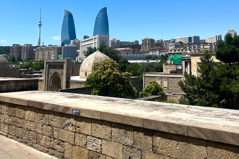 Azerbaijão: Tour particular de 7 dias com um guia de viagens pessoal ...