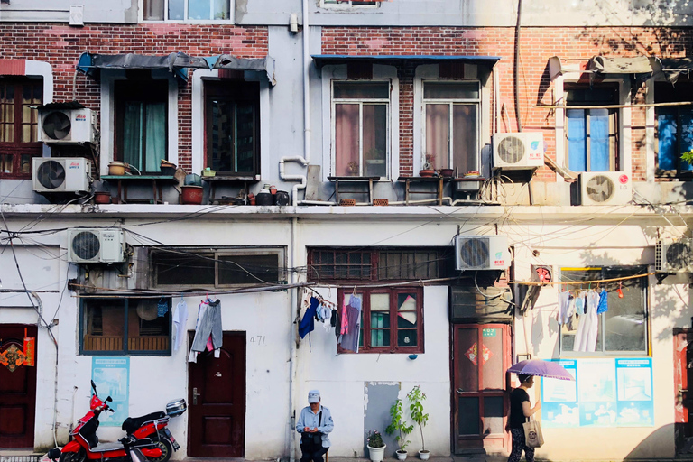 Tour guidato a piedi dei punti salienti di Shanghai con una guida locale